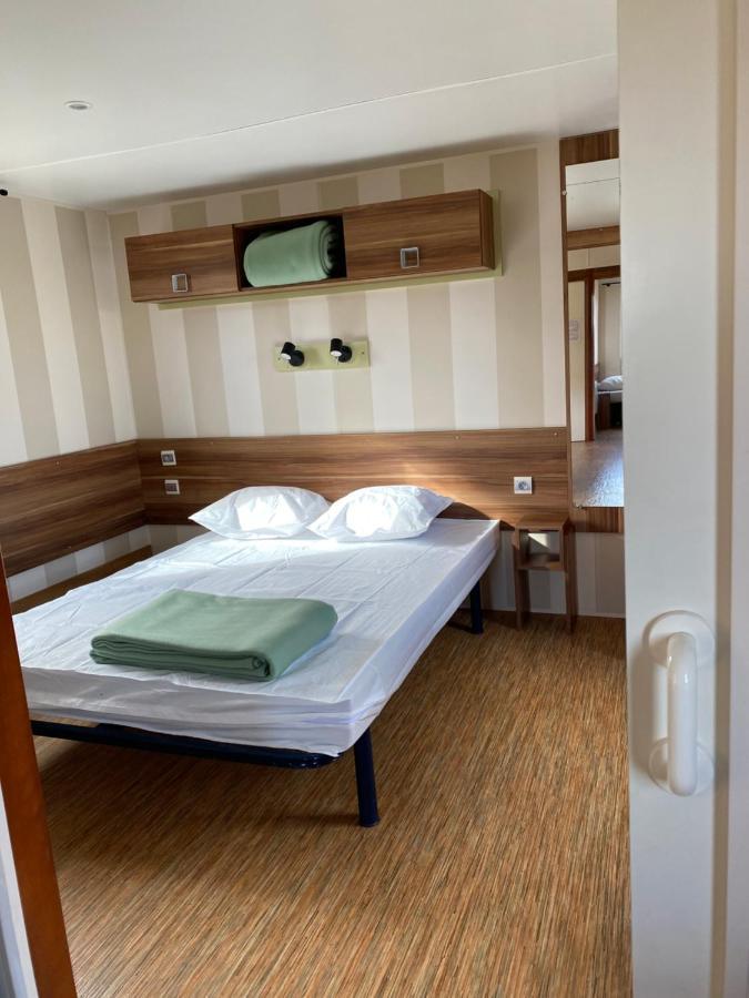 Camping De コントレクセヴィル エクステリア 写真